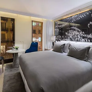 The One Gl Otel