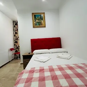 Хостел Granvia 628, Барселона