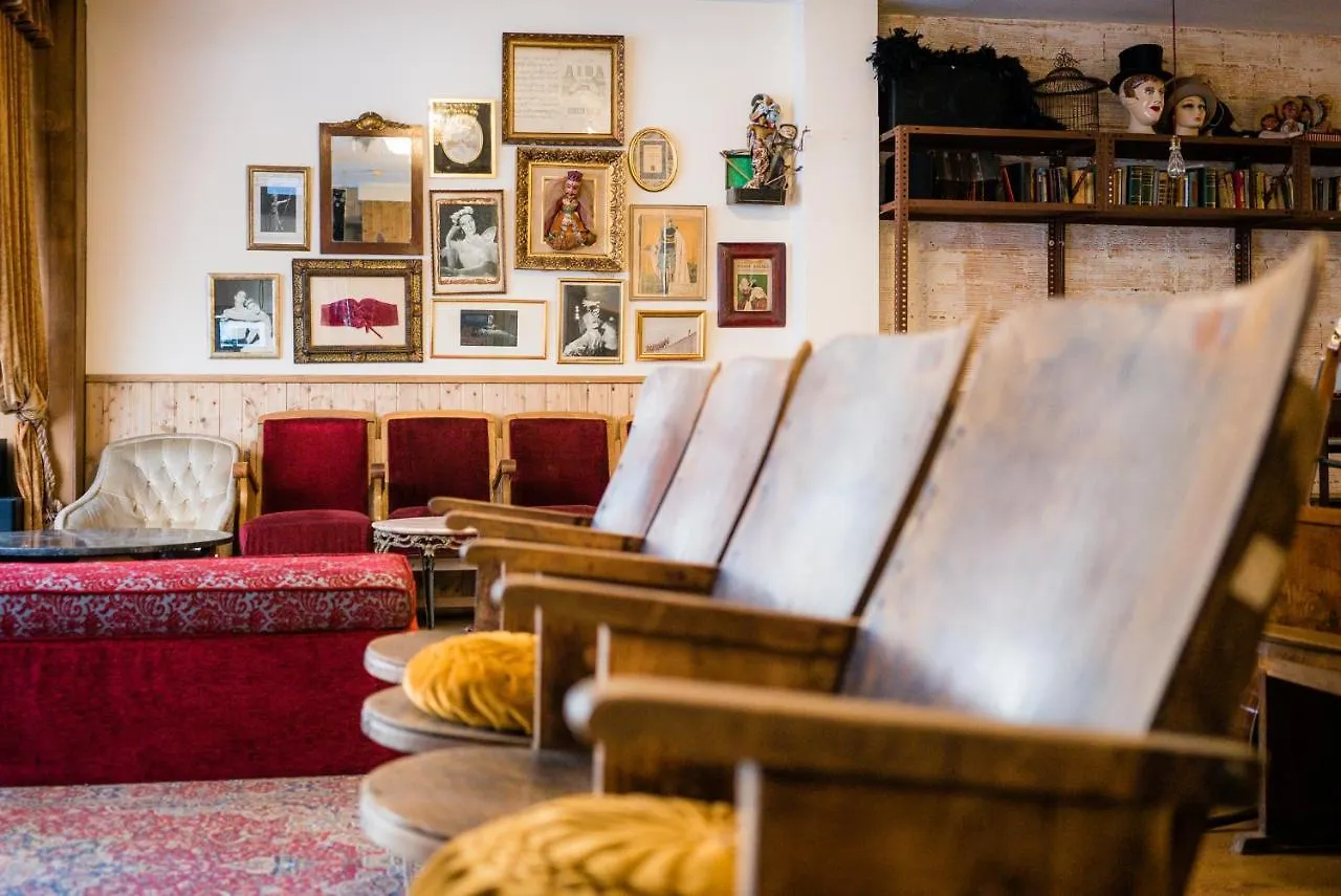 Pars Teatro Hostel (Adults Only) 巴塞罗那